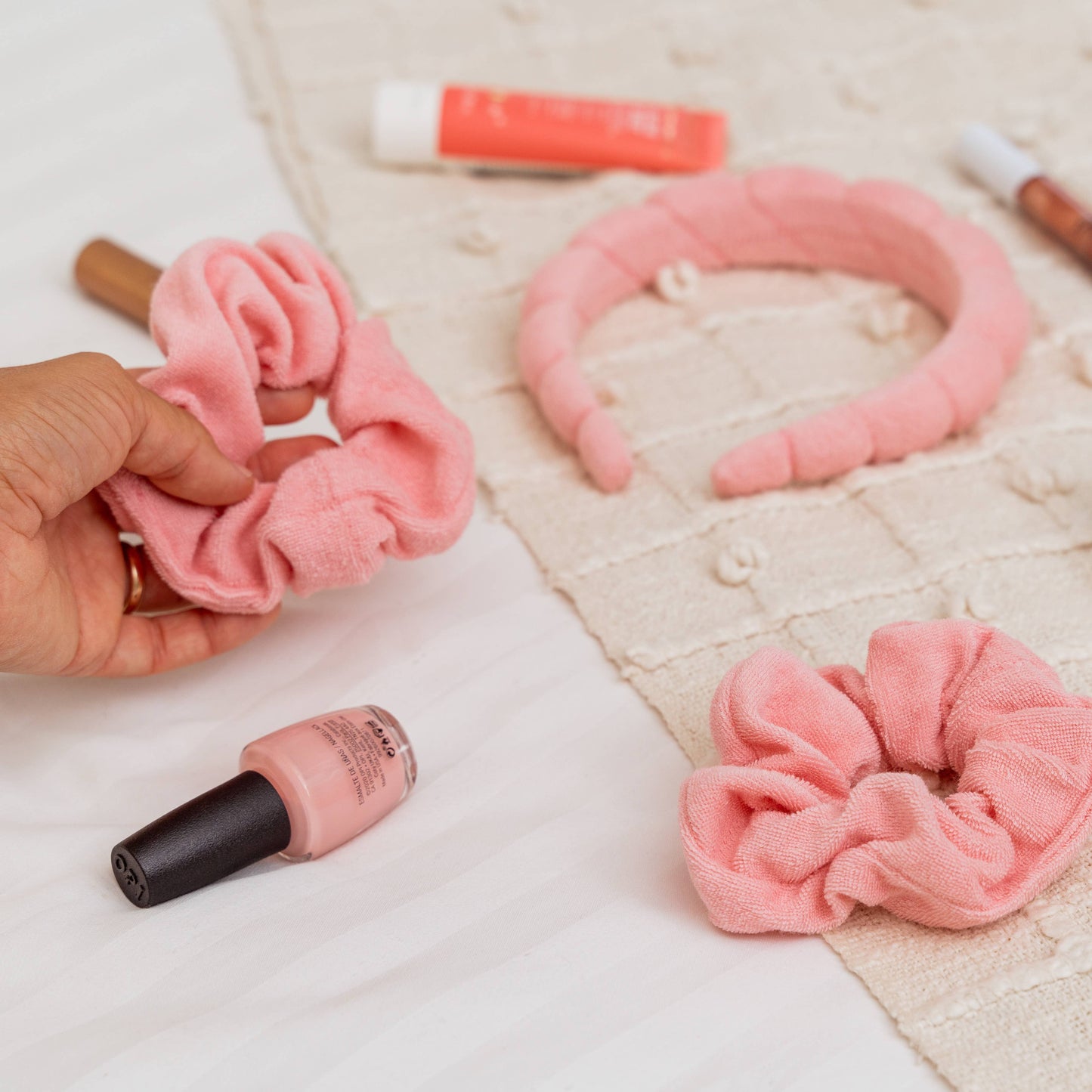 Spa Headband - Skincare Headband & Scrunchie Wristband Set: Pink