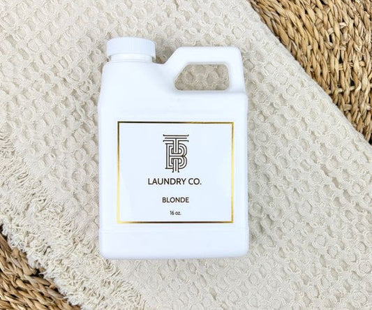 Thomas Blonde: 4oz Laundry Detergent in Blonde
